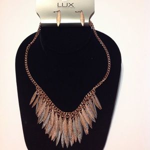 Lux necklace set